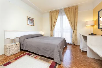 Two-Bedroom Apartment with Pool in Rovinj