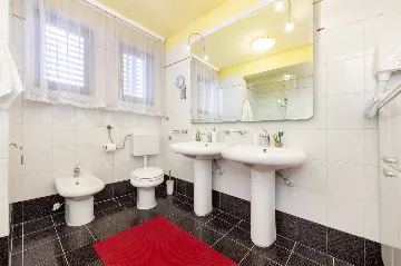 Two-Bedroom Apartment with Pool in Rovinj