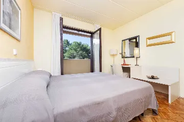 Two-Bedroom Apartment with Pool in Rovinj