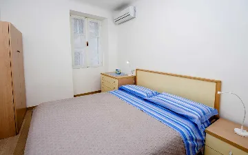 One-Bedroom Apartment in Rovinj City Center with Sea View