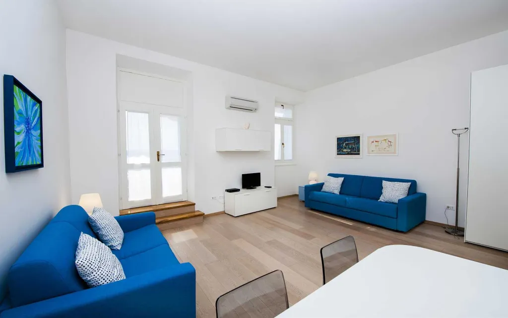 One-Bedroom Apartment in Rovinj City Center with Sea View