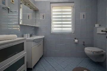 Three-Bedroom Apartment in Banjole for 5 Guests