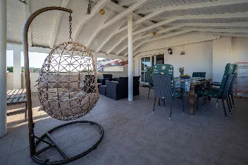 Three-Bedroom Apartment in Banjole for 5 Guests