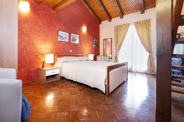 Studio for 2-3 Guests in Rovinj with Shared Pool