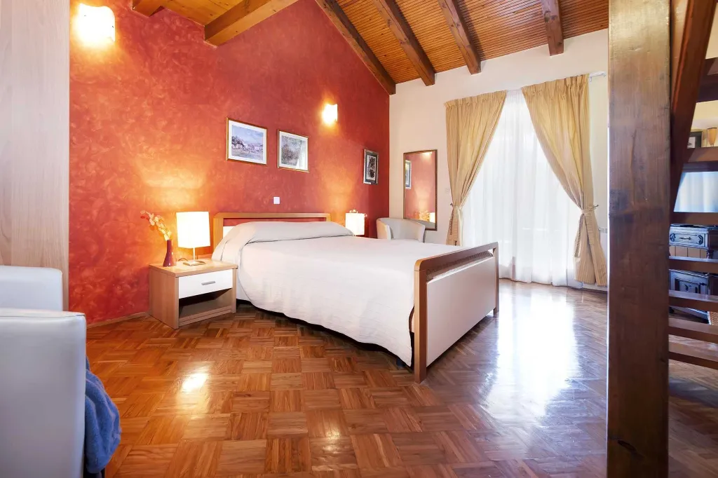 Studio for 2-3 Guests in Rovinj with Shared Pool
