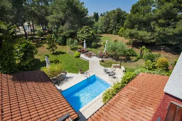 Studio for 2-3 Guests in Rovinj with Shared Pool