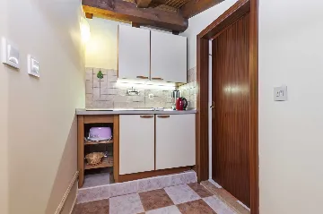 Studio for 2-3 Guests in Rovinj with Shared Pool