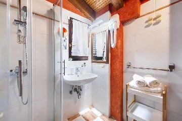 Studio for 2-3 Guests in Rovinj with Shared Pool