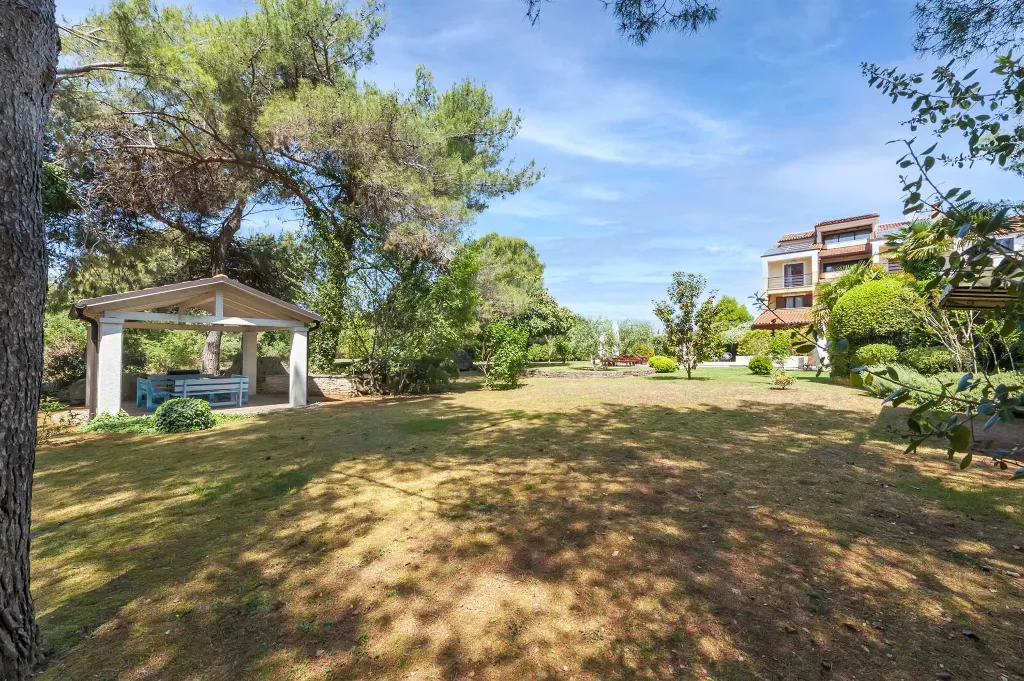 Studio for 2-3 Guests in Rovinj with Shared Pool