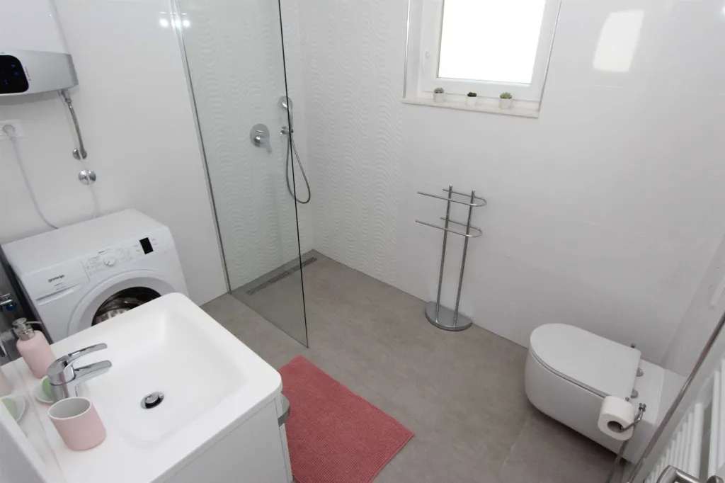 One-Bedroom Apartment in Rovinj with Terraces