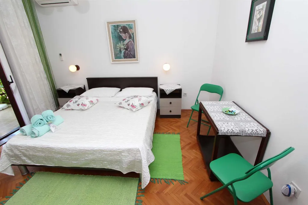 Double Room for Two in Rovinj with Parking