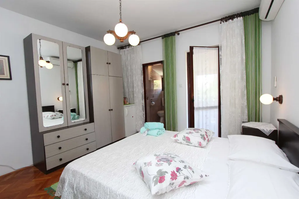 Double Room for Two in Rovinj with Parking