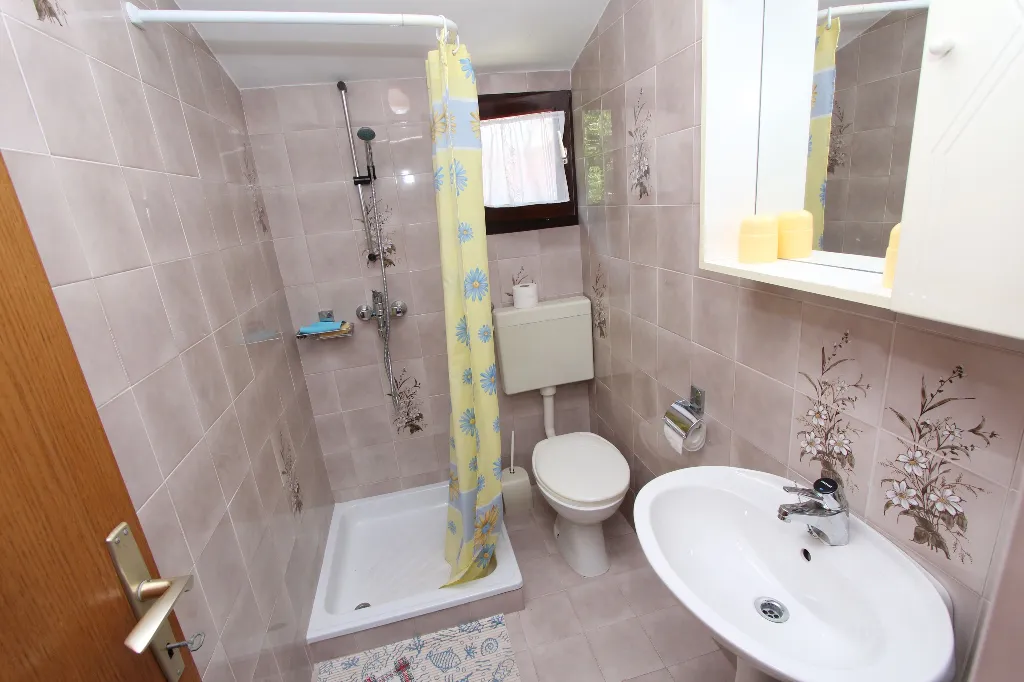 Double Room for Two in Rovinj with Parking