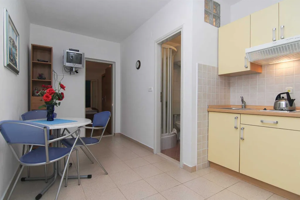 One-Bedroom Apartment in Podaca, Croatia