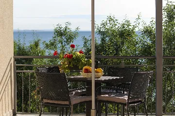 Sea View Apartment in Podaca