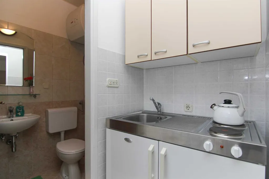 Sea View Apartment in Podaca