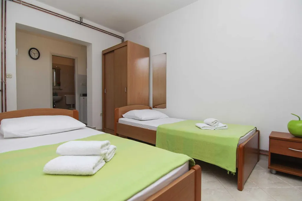 Sea View Apartment in Podaca