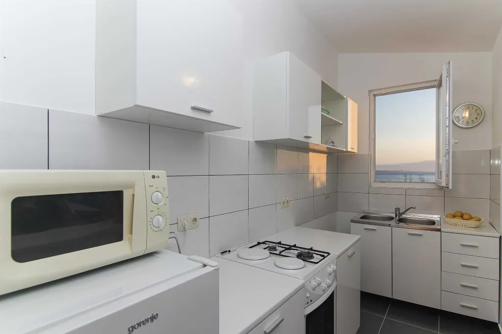 Sea View Apartment in Podaca