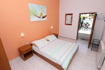 Apartment with Terrace in Rovinj for 3 Guests