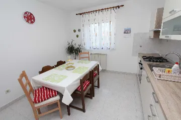 Apartment for 5 Guests in Rovinj