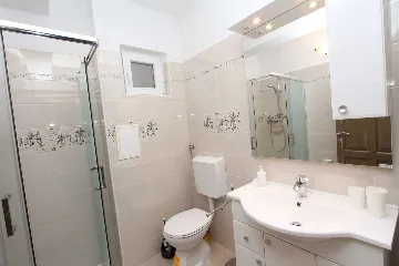 Rovinj Apartment with Shared Roof Terrace