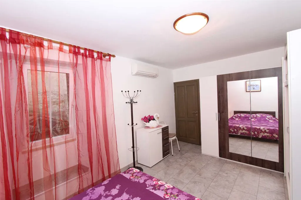 Rovinj Apartment with Shared Roof Terrace