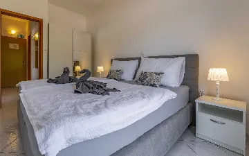 One-Bedroom Apartment with Pool in Banjole for 4 Guests