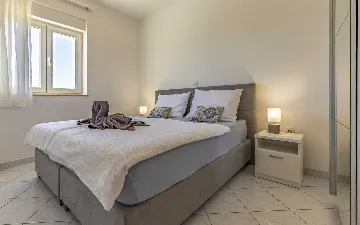 One-Bedroom Apartment with Shared Pool in Banjole