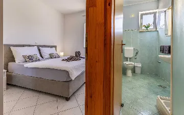 One-Bedroom Apartment with Pool in Banjole for 4