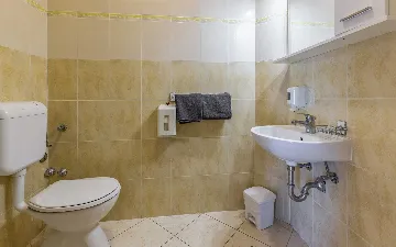 One-Bedroom Apartment in Banjole with Shared Pool