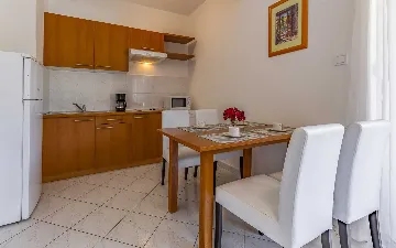 One-Bedroom Apartment in Banjole with Shared Pool