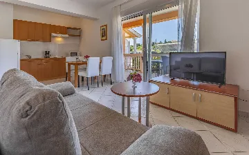 One-Bedroom Apartment in Banjole with Shared Pool