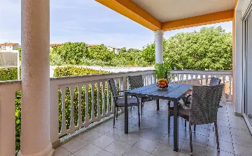 One-Bedroom Apartment in Banjole with Shared Pool