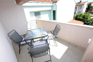 Rovinj Apartment for 4 Guests with Balcony