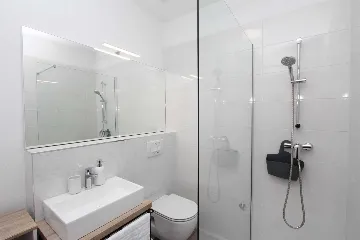 Apartment for 5 Guests in Rovinj