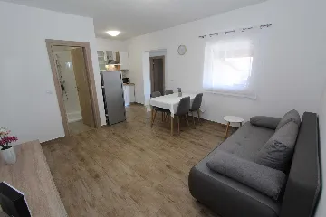 Apartment for 5 Guests in Rovinj