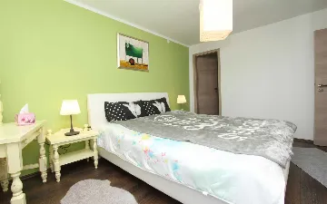 Sea View Apartment in Rovinj for 4 Guests