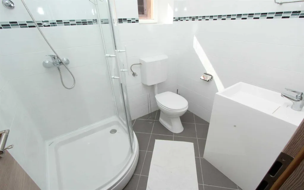 Sea View Apartment in Rovinj for 4 Guests