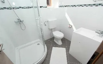 Sea View Apartment in Rovinj for 4 Guests