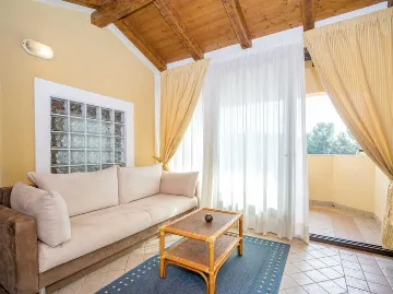Two-Bedroom Apartment in Rovinj for 5 Guests