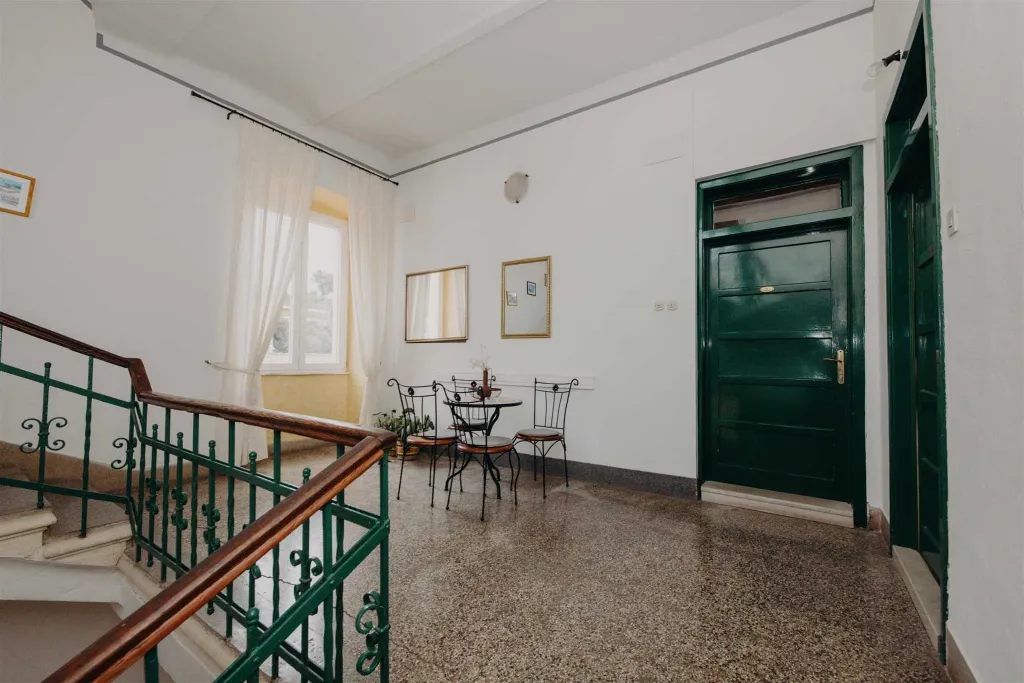 Sea View Double Room with Private Bathroom in Rovinj