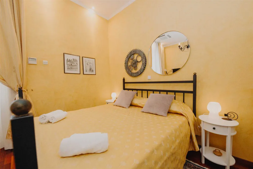 Sea View Double Room with Private Bathroom in Rovinj