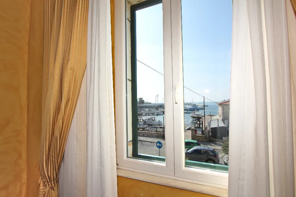 Sea View Double Room with Private Bathroom in Rovinj