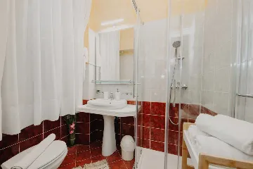 Sea View Room in Rovinj for 2 Guests