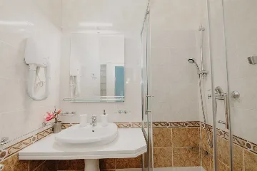 Double Room with Private Bathroom in Rovinj