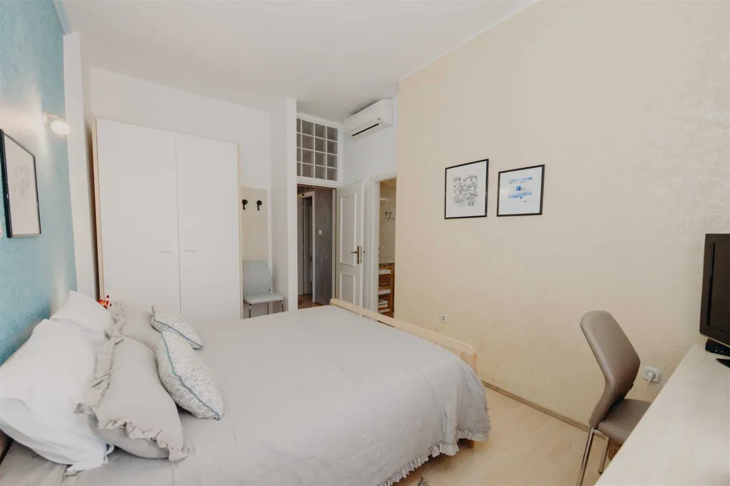 Double Room with Private Bathroom in Rovinj