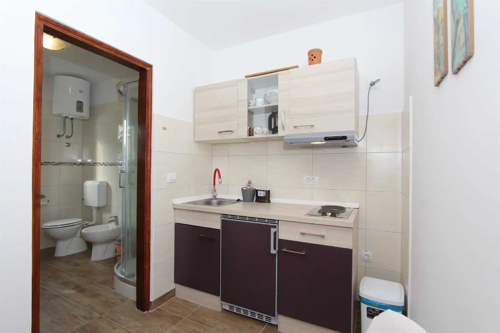 Rovinj Studio for 2 Guests with Parking