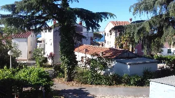 Apartment for 4 with Private Parking in Rovinj