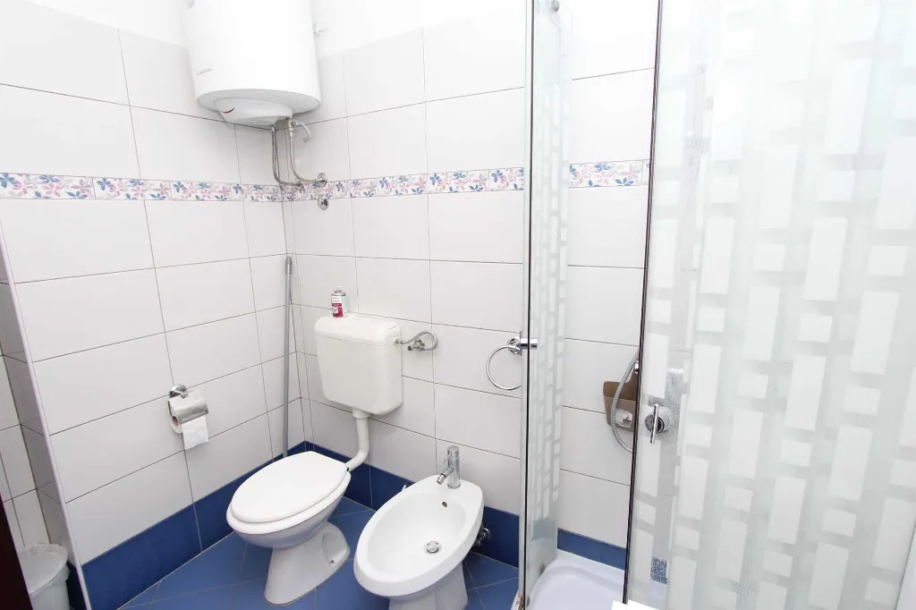 Rovinj Apartment for 2 with Parking