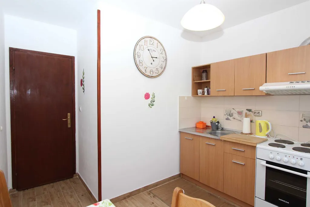 Rovinj Apartment for 2 with Parking